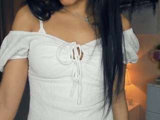 Gracychaise nude and sexy before cam for live chat