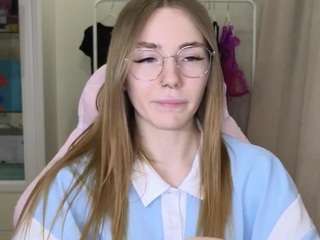 Littlevildevil nude and sexy before cam for live chat