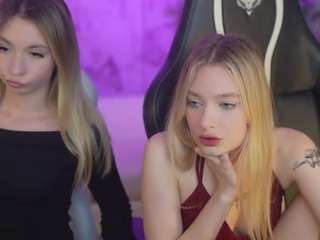 Milanangell nude and sexy before cam for live chat