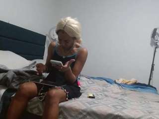 Milfpuci nude and sexy before cam for live chat