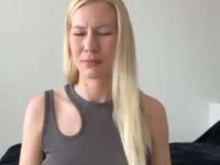 Naomi.Clark nude and sexy before cam for live chat