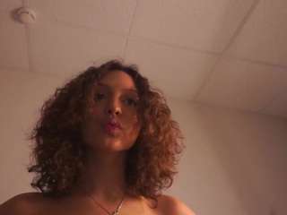 OdelynaEsser nude and sexy before cam for live chat