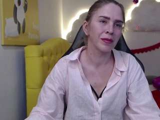 TessaDaybreak nude and sexy before cam for live chat