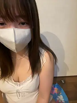 uichan80 nude stripping on cam for live sex video chat
