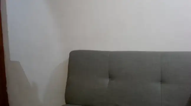 YummymeowW nude stripping on cam for live sex video chat