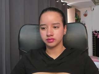 Alicerousex nude and sexy before cam for live chat