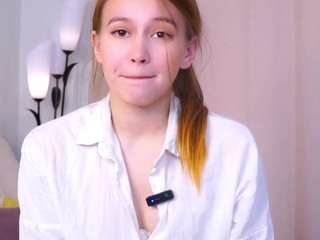 AlodiaBeddingfield nude and sexy before cam for live chat