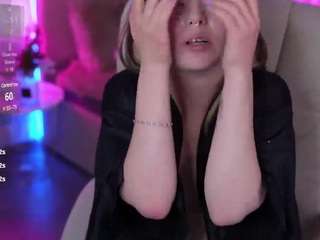 AngelaCraft nude and sexy before cam for live chat