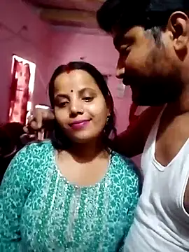 anushkabhabhi nude stripping on cam for live sex video chat