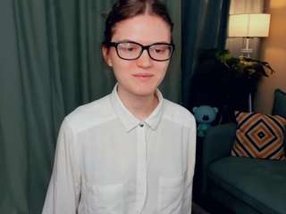 BlytheDodgson nude and sexy before cam for live chat