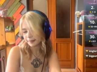 CloverCrammer nude and sexy before cam for live chat