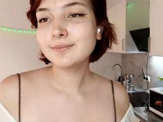 DianeWalker nude and sexy before cam for live chat