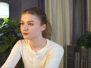 EdithGalpin nude and sexy before cam for live chat