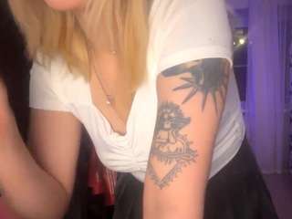 EleneFulwood nude and sexy before cam for live chat