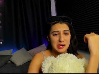 ElfyRares nude and sexy before cam for live chat