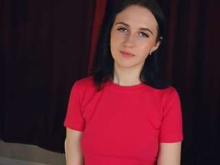 Elvia nude and sexy before cam for live chat