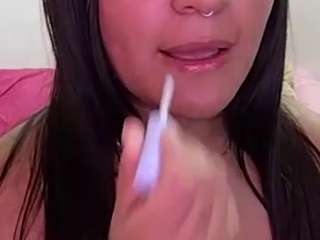 HannaLane nude and sexy before cam for live chat