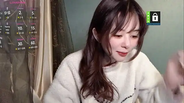 kakaqi-kokia nude stripping on cam for live sex video chat