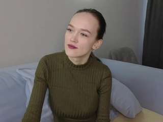 Kathryn-Baker nude and sexy before cam for live chat