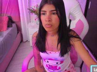 Kattyguzman1 nude and sexy before cam for live chat