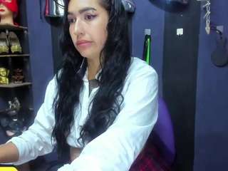 Kim-alissa nude and sexy before cam for live chat