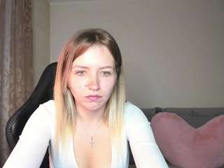 Kruassan33 nude and sexy before cam for live chat