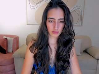 LarisaSmirnov1 nude and sexy before cam for live chat