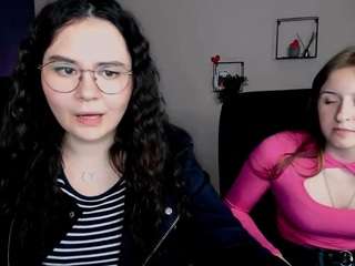 Lili-cherryy nude and sexy before cam for live chat