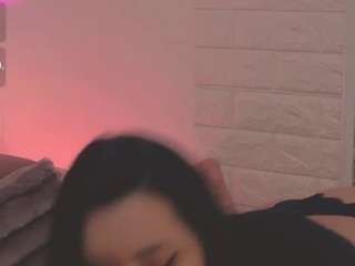 Liza-Sun nude and sexy before cam for live chat
