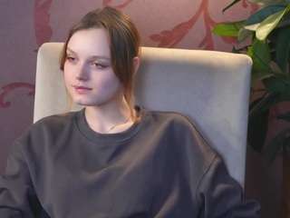 LynetteHeldreth nude and sexy before cam for live chat