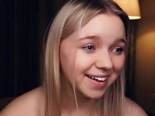 NeldaBeames nude and sexy before cam for live chat