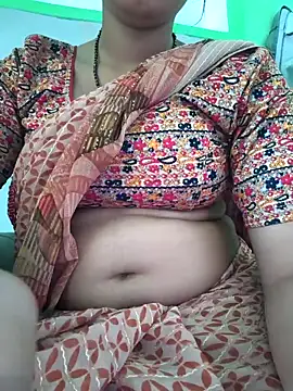 Ruhihoty12 nude stripping on cam for live sex video chat