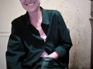 Sexygeny nude and sexy before cam for live chat