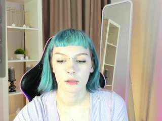 SilverMisttt nude and sexy before cam for live chat