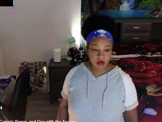 Universal Beauty nude and sexy before cam for live chat