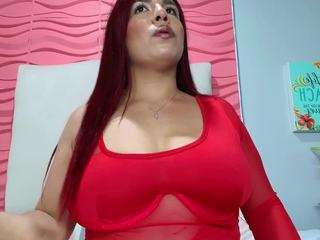 VeronicaTits nude and sexy before cam for live chat