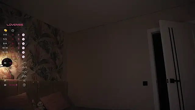WildaHeldreth nude stripping on cam for live sex video chat