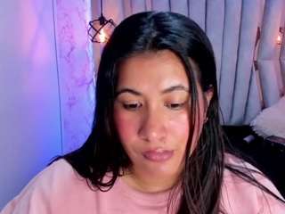 Zulemazahir nude and sexy before cam for live chat