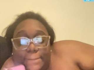 Adonicasimmons nude and sexy before cam for live chat