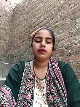 Akshara_Bakshi nude stripping on cam for live sex video chat