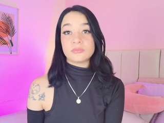 AlannaLopez nude and sexy before cam for live chat