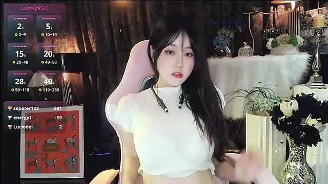 Alice-777 nude stripping on cam for live sex video chat