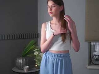 AlodieCrocker nude and sexy before cam for live chat