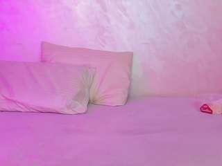 AngelAlexXx nude and sexy before cam for live chat