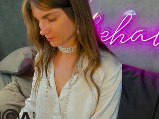 Angelica-Rayan nude and sexy before cam for live chat