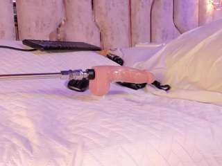 Barbaracambels nude and sexy before cam for live chat