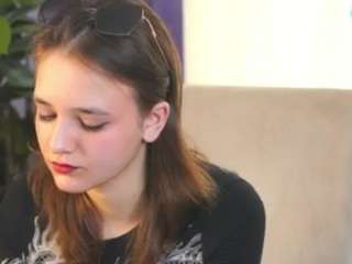 BreckFlowers nude and sexy before cam for live chat