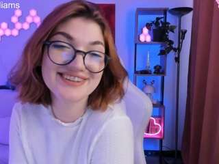 EllieWilliams nude and sexy before cam for live chat