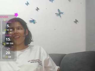 Evelyn-blake nude and sexy before cam for live chat