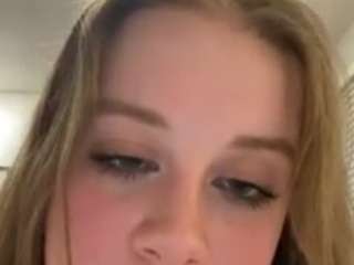 Gracielove1 nude and sexy before cam for live chat